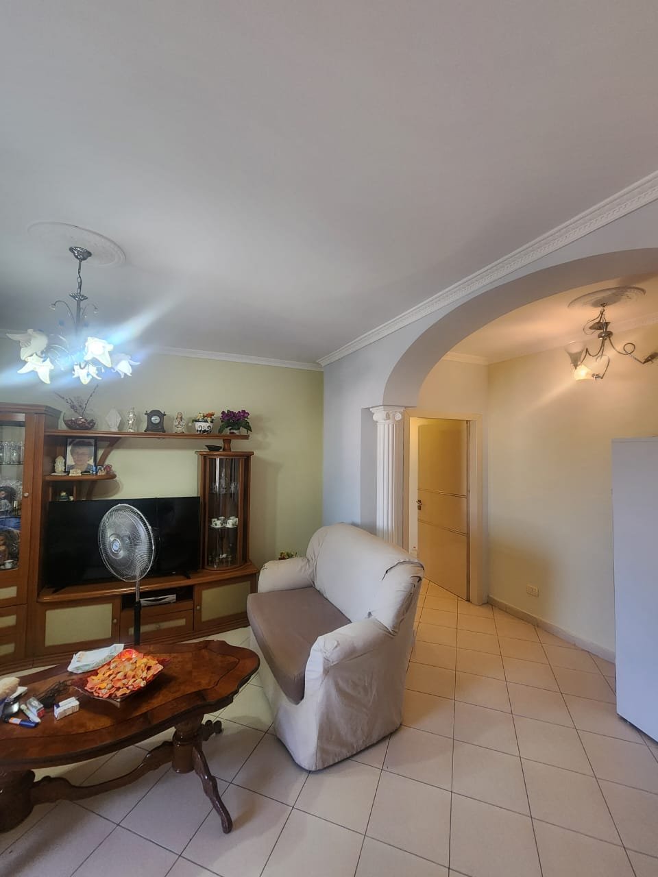 Shitet Apartament 2+1+2 pranë Muzeumit, Durrës