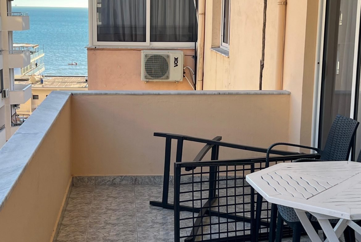 APARTAMENT ME QERA 1+1 NE PLAZH