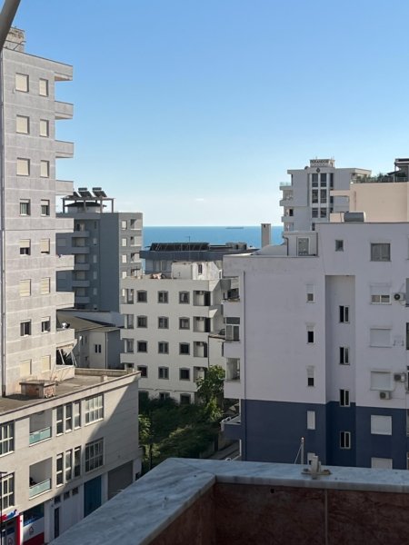 Apartament ne shitje Plazh