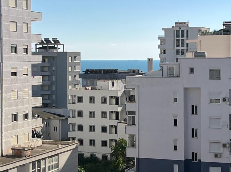 Apartament ne shitje Plazh