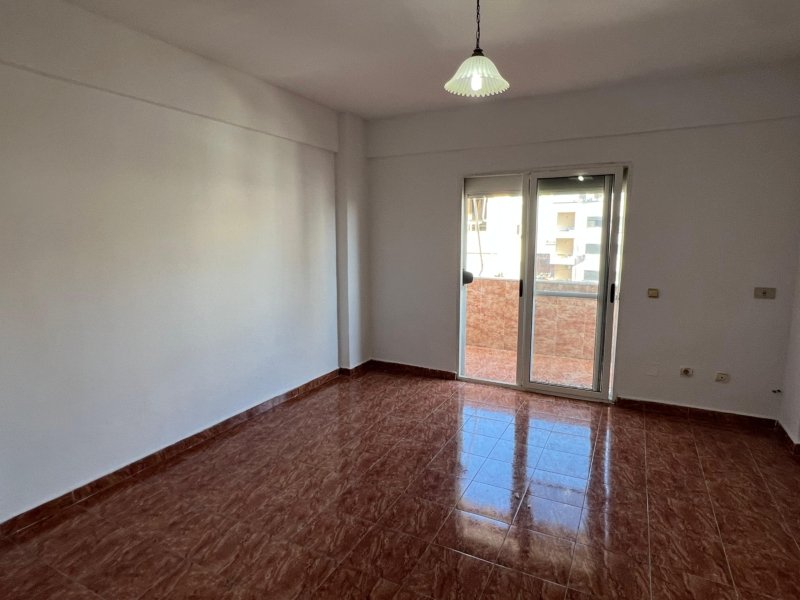 Apartament ne shitje Plazh