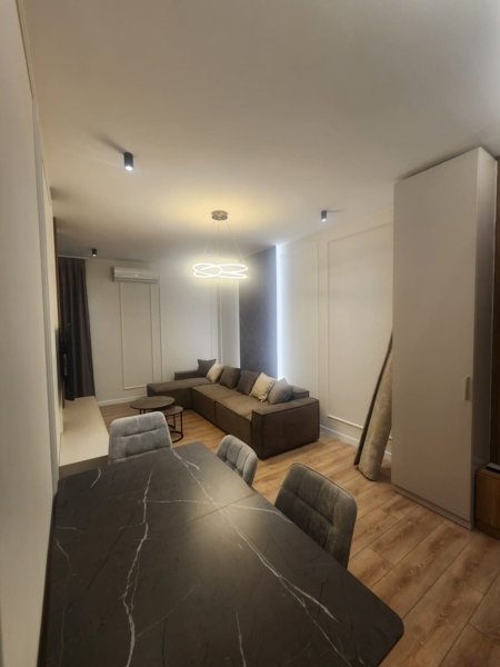 Apartament me qera tek Kazazi