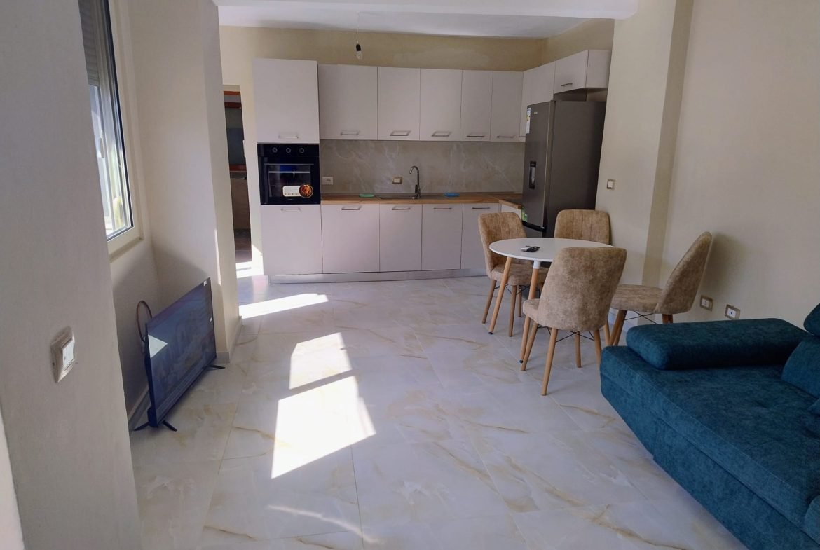 1+1 house for rent in Durrës near Muzeumi i Dëshmorëve