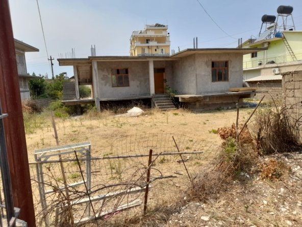 Villa for sale in Orikum, Vlora with sea view