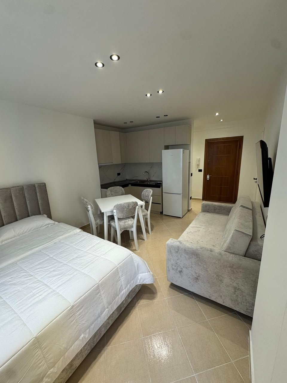 Two studios for sale with sea view near the beach