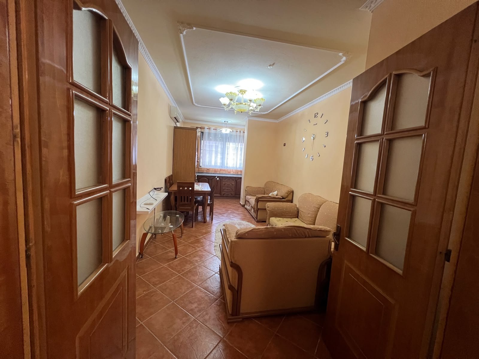 2+1 apartment for rent on the 6th floor near Brai’s in Durrës, with elevator access.