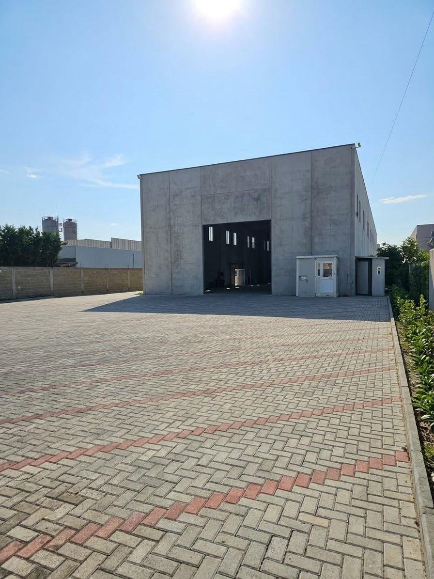 1,000 m² warehouse for rent in Fllakë, Durrës, with an 8-meter height