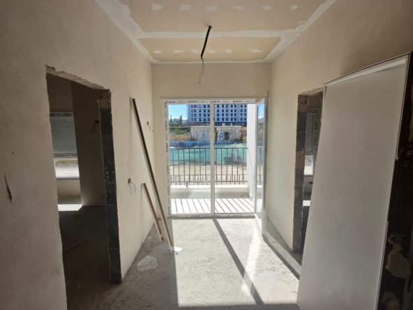 2+1 apartment for sale in Golem near Klajdi Resort, 300 meters from the sea